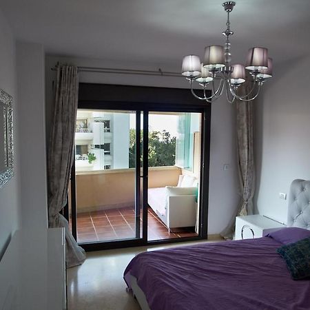 Roy Boston - Luxury Apartment มาร์เบยา ภายนอก รูปภาพ